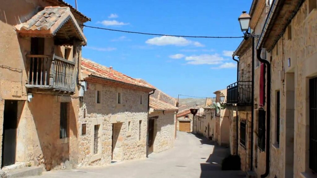Alquiler de coches en Alconada de Maderuelo, Segovia (España)