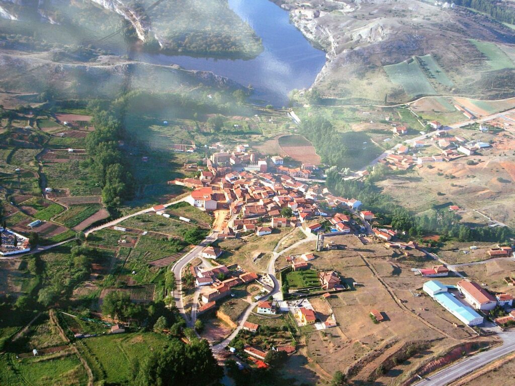 Alquiler de coches en Aldealafuente, Soria (España)