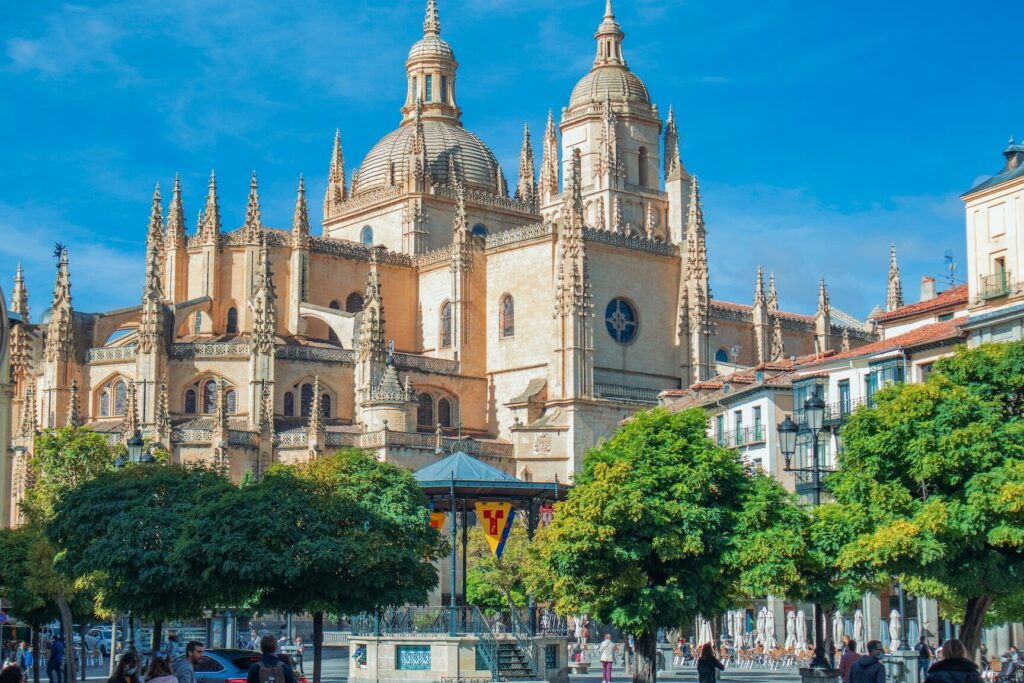 Alquiler de coches en Aldeasoña, Segovia (España)