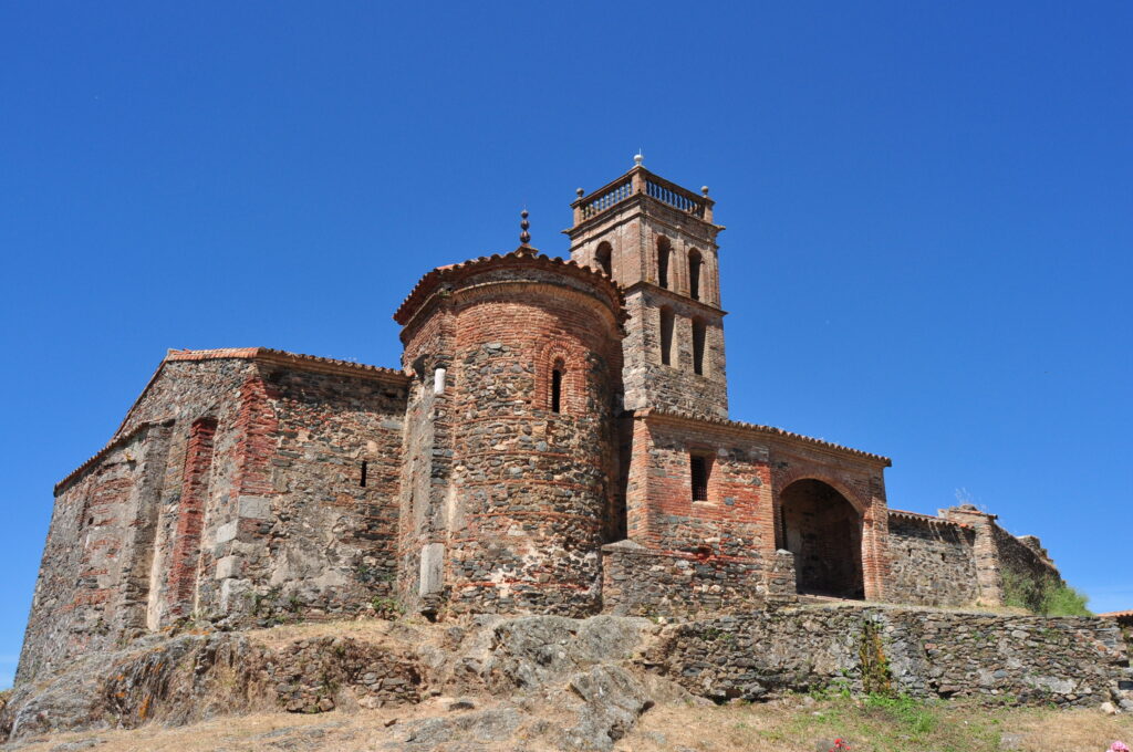 Alquiler de coches en Almonaster la Real, Huelva (España)
