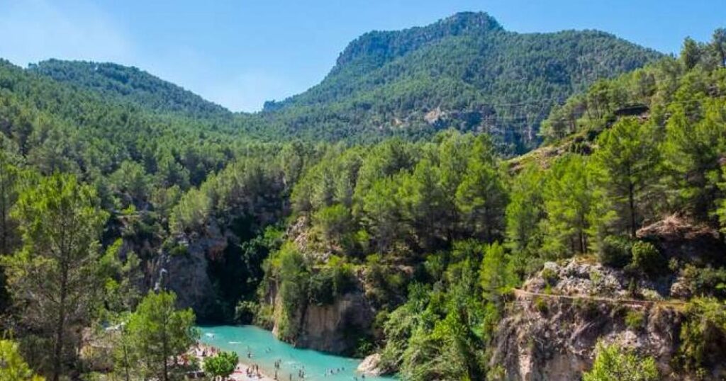 Alquiler de coches en Arañuel, Castellón (España)