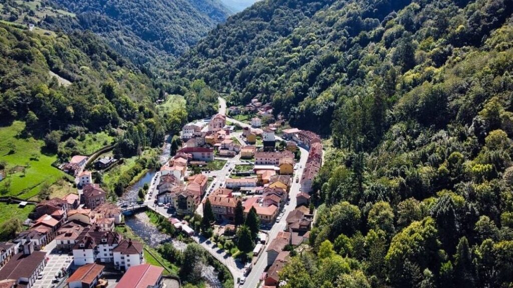 Alquiler de coches en Belmonte de Miranda, Asturias (España)