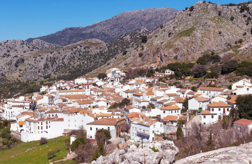 Alquiler de coches en Benaocaz, Cádiz (España)
