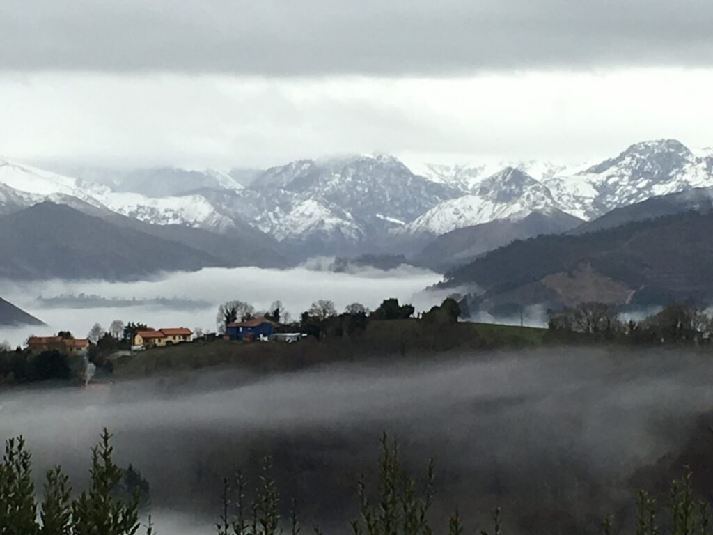 Alquiler de coches en Cabranes, Asturias (España)